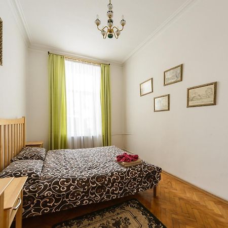Apartment Near Arena City Kiev Luaran gambar